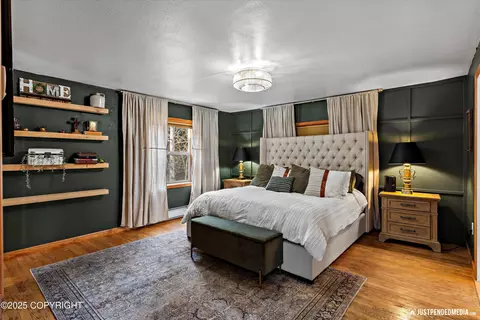 Bedroom - 3915 Hiland Rd, Eagle River, AK 99577 photo 3 of 11