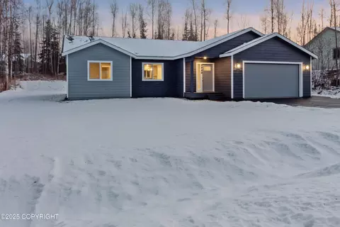 6940 W Werner Dr, Wasilla, AK 99623
