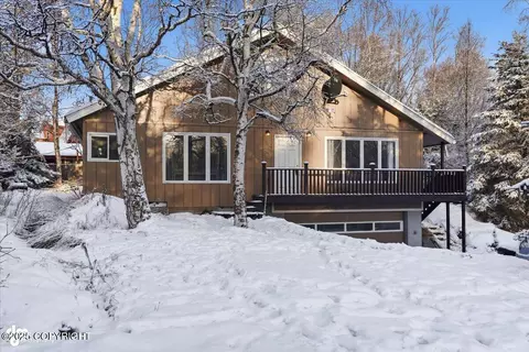 3225 De Armoun Rd, Anchorage, AK 99516