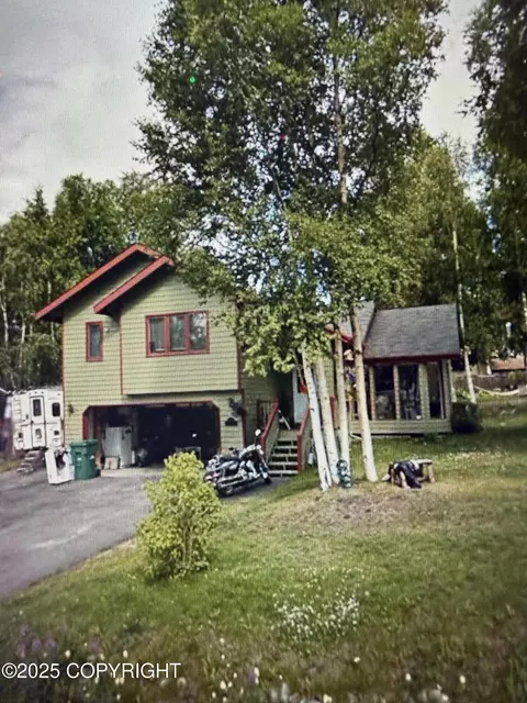 18941 First St, Eagle River, AK 99577