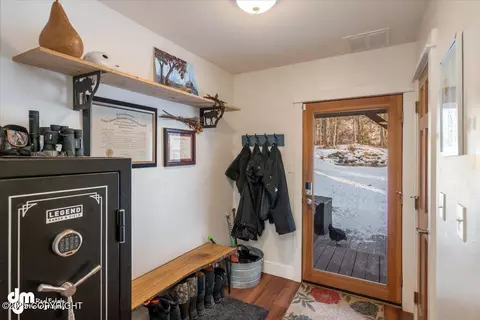 Entry Way - 15811 Division St, Chugiak, AK 99567 photo 5 of 5