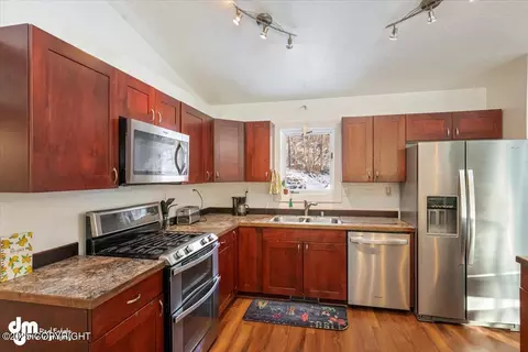 Kitchen - 15811 Division St, Chugiak, AK 99567 photo 2 of 3