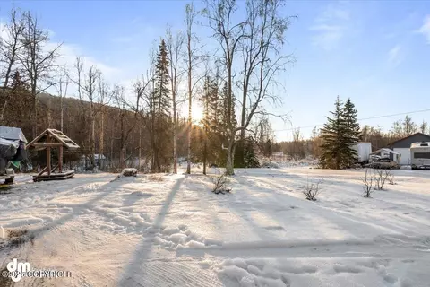 Exterior - 15811 Division St, Chugiak, AK 99567 photo 12 of 13
