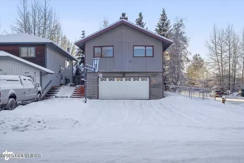 4100 Mclean Pl, Anchorage, AK 99504 photo 2
