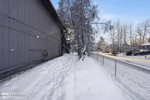 4100 Mclean Pl, Anchorage, AK 99504 photo 54