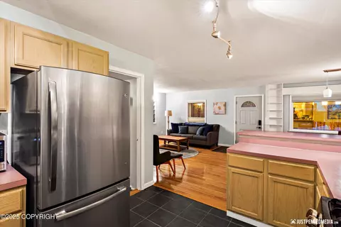 1826 E 27th Ave, Anchorage, AK 99508 photo 9