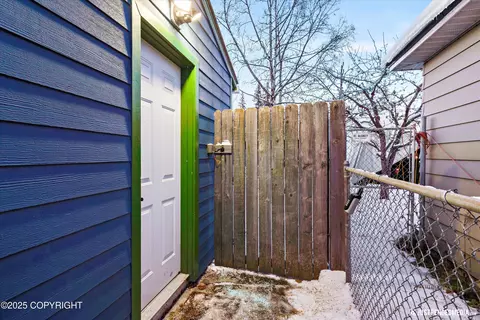 1826 E 27th Ave, Anchorage, AK 99508 photo 4