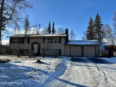 611 Cedar Dr, Kenai, AK 99611
