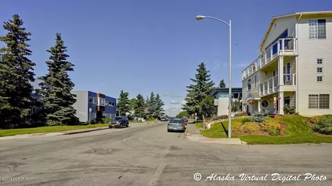 View/Area - 618 N St, Anchorage, AK 99501 photo 1 of 11