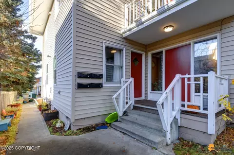 Exterior - 618 N St, Anchorage, AK 99501 photo 3 of 8