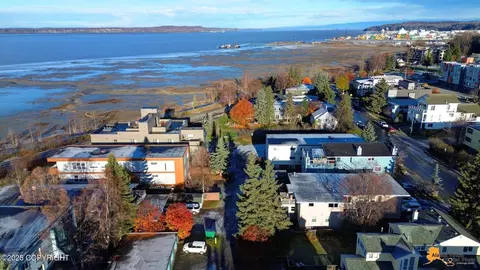 View/Area - 618 N St, Anchorage, AK 99501 photo 6 of 11