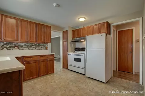 Kitchen - 618 N St, Anchorage, AK 99501 photo 1 of 4