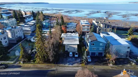 View/Area - 618 N St, Anchorage, AK 99501 photo 2 of 11