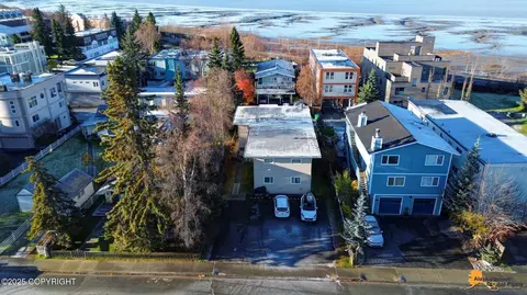 View/Area - 618 N St, Anchorage, AK 99501 photo 5 of 11