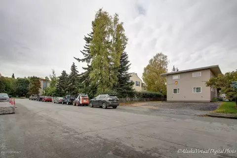 Exterior - 618 N St, Anchorage, AK 99501 photo 5 of 8