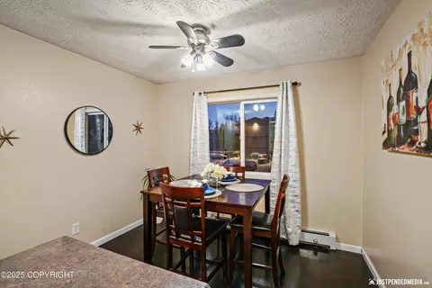 Dining - 4510 Wright St # 23, Anchorage, AK 99507 photo 1 of 1