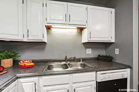 Kitchen - 4510 Wright St # 23, Anchorage, AK 99507 photo 7 of 7