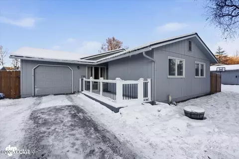 11461 Mausel St, Eagle River, AK 99577