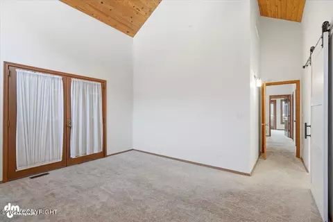 10220 Silvertip Cir, Eagle River, AK 99577 photo 27