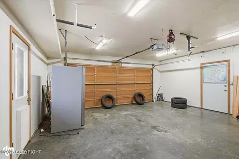 10220 Silvertip Cir, Eagle River, AK 99577 photo 45