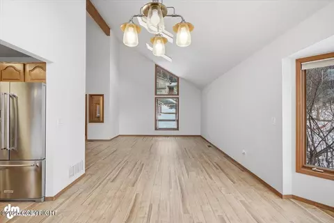 10220 Silvertip Cir, Eagle River, AK 99577 photo 9