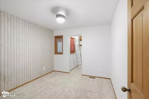10220 Silvertip Cir, Eagle River, AK 99577 photo 38