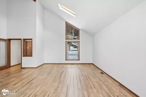 10220 Silvertip Cir, Eagle River, AK 99577 photo 8