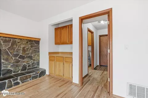 10220 Silvertip Cir, Eagle River, AK 99577 photo 23