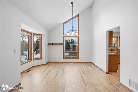10220 Silvertip Cir, Eagle River, AK 99577 photo 13