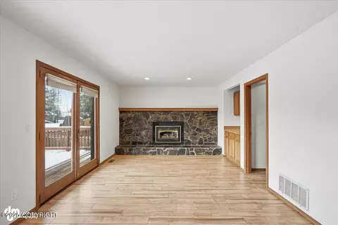 10220 Silvertip Cir, Eagle River, AK 99577 photo 21