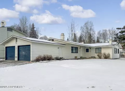 1140 Gav Way, Anchorage, AK 99504