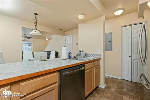 6209 E Tudor Rd # 4, Anchorage, AK 99507 photo 10