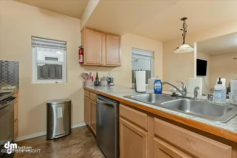 6209 E Tudor Rd # 4, Anchorage, AK 99507 photo 4