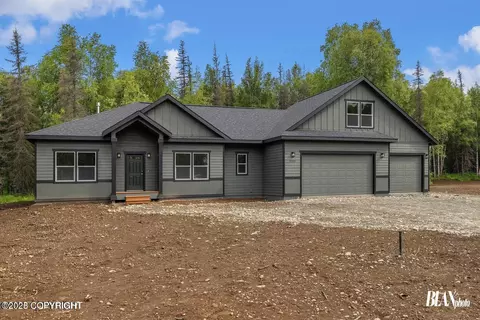 7170 E Lone Wolf Ct, Wasilla, AK 99654
