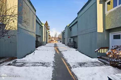 Exterior - 6222 E 12th Ave # C-1, Anchorage, AK 99504 photo 3 of 4