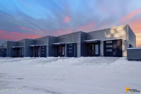 725 Station Ln # A6, Anchorage, AK 99501