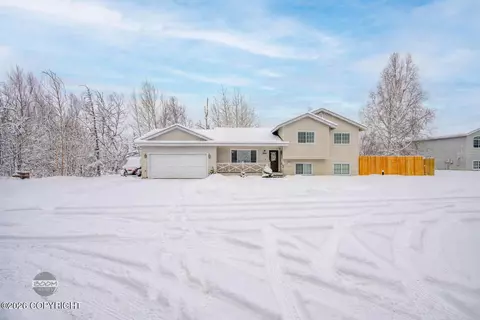 8501 Empire Cir, Palmer, AK 99645