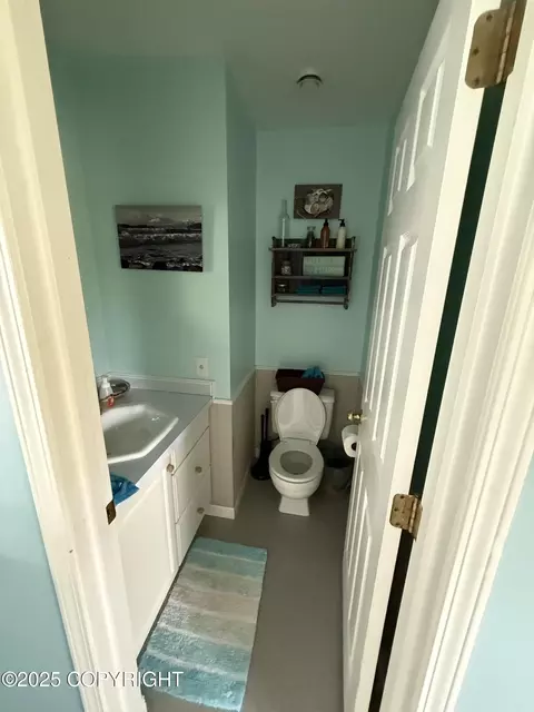 Bath - 343 Wortman Loop, Sitka, AK 99835 photo 1 of 4