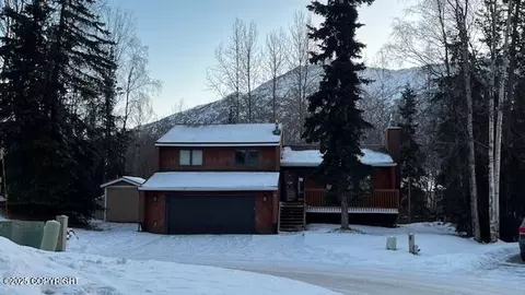 9500 Puffin Cir, Eagle River, AK 99577 photo 4