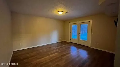 9500 Puffin Cir, Eagle River, AK 99577 photo 19