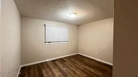 9500 Puffin Cir, Eagle River, AK 99577 photo 17