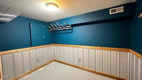 9500 Puffin Cir, Eagle River, AK 99577 photo 22