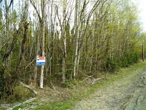 6703 S Lark Cir, Wasilla, AK 99623