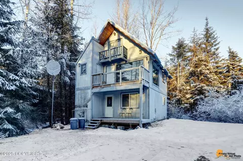388 Cortina Rd, Girdwood, AK 99587