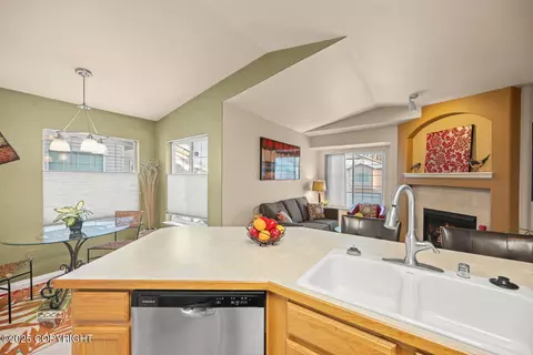 Kitchen - 6174 Spruce Meadows Loop # 37B, Anchorage, AK 99507 photo 4 of 4
