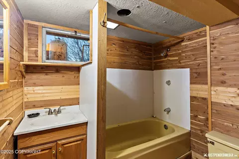 Bath - 4100 Willow Dr, Anchorage, AK 99517 photo 2 of 2