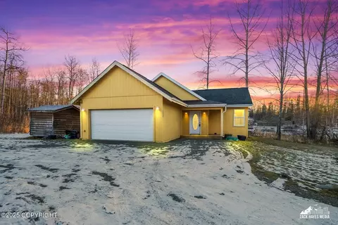 1329 S Muir St, Wasilla, AK 99623