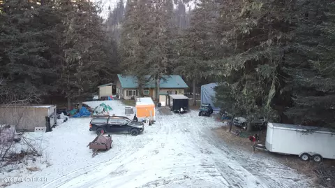 5310 Chalet Dr, Valdez, AK 99686