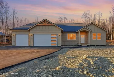 7284 N Paw St, Wasilla, AK 99654