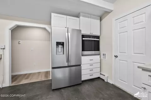 Kitchen - 22179 Birchwood Loop Rd, Chugiak, AK 99567 photo 15 of 20